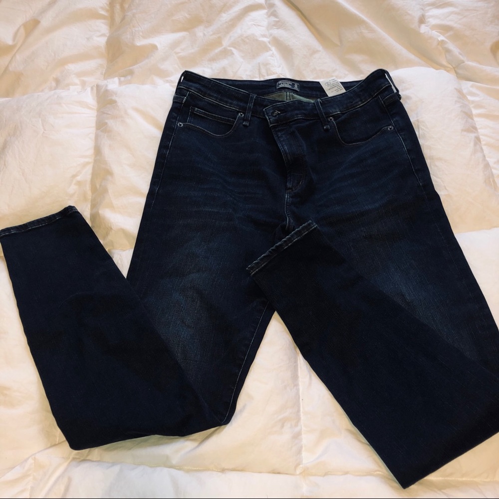 Abercrombie & Fitch dark wash high rise jeans